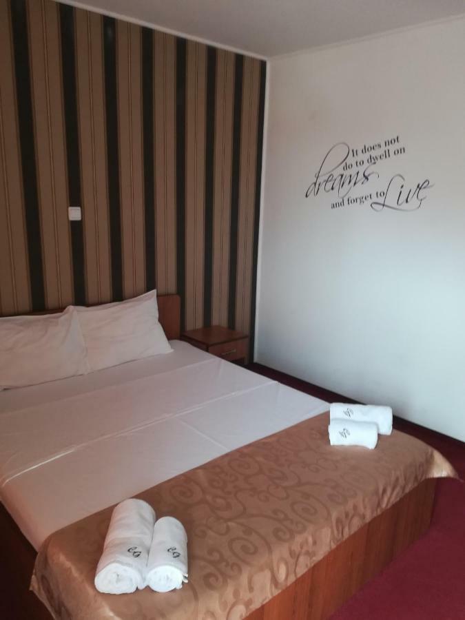 Casa Gogu Hotel นาโวดาริ ภายนอก รูปภาพ