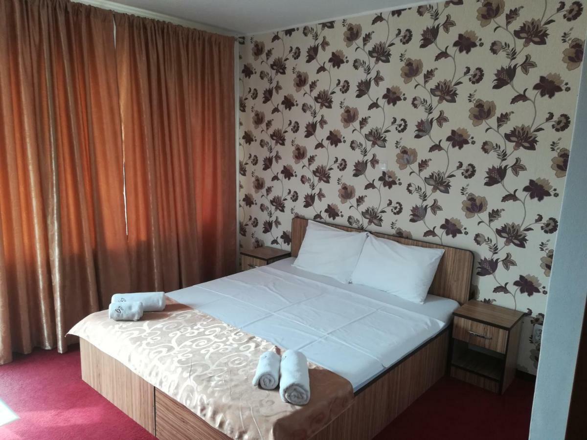Casa Gogu Hotel นาโวดาริ ภายนอก รูปภาพ